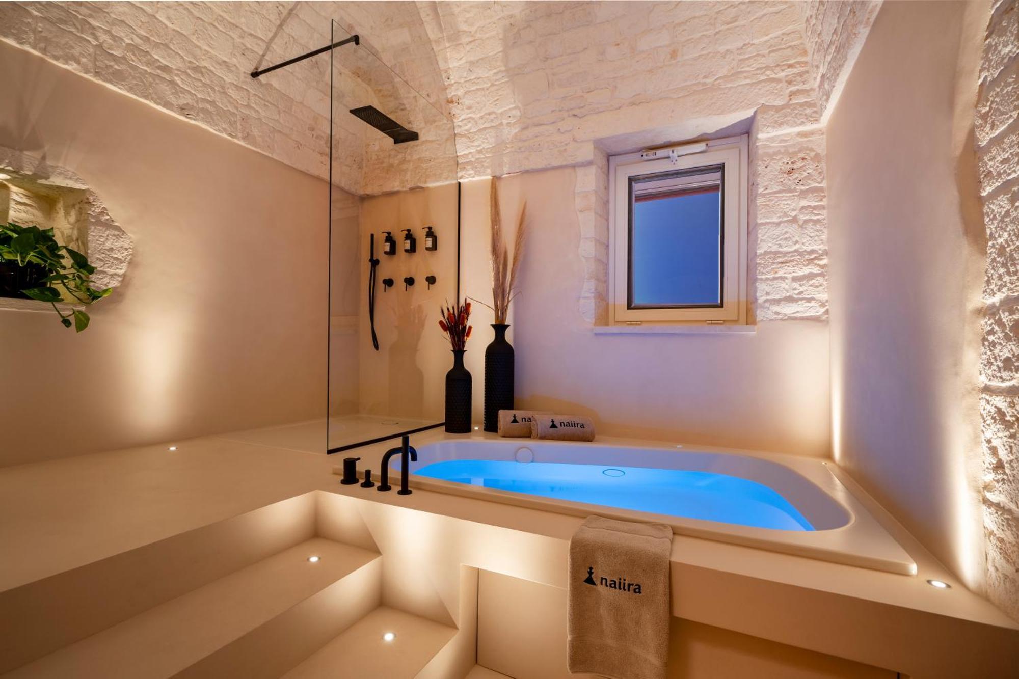 Appartamento Naiira Luxury Trullo - Jacuzzi And Patio Alberobello Esterno foto